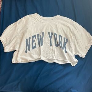 Brandy Melville new york crop tee